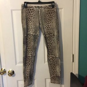 🌺🌺PARTY snake print leggings